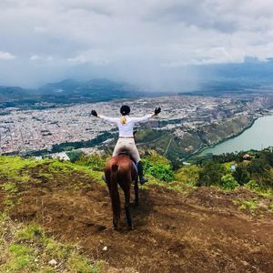 Meet your Posher, Nina